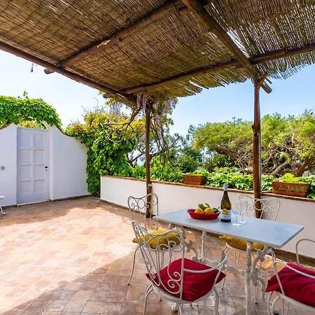 Villa Delle Ninfee By Napoliapartments *